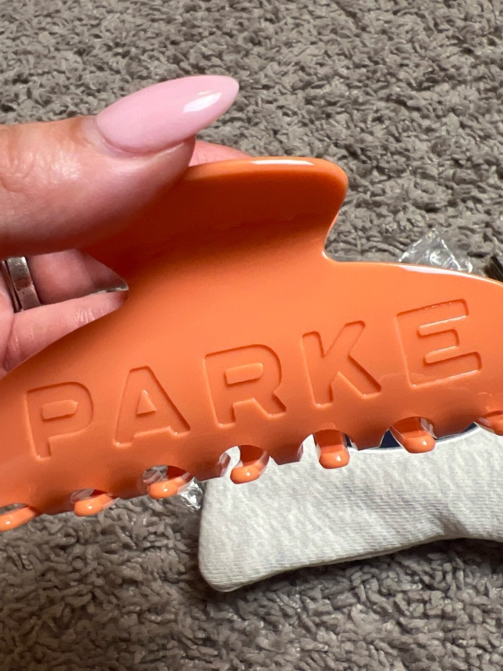 PARKE creamsicle claw clip - Picture 2 of 2